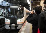 ハイブリッド式の新型車両が使用されている特急「ひだ」