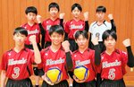 ２１年ぶりの近畿大会出場を決めた男子バレーボール部＝香美町村岡区の村岡中