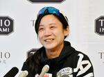　記者会見するスピードスケート女子の高木美帆＝４日、東京都中央区