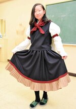 植垣さんが考案した制服。一見すると、女子生徒が着用する通常の制服だが…