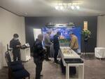 　男性のお別れの会に集まった仲間たち＝２０２５年２月、鹿児島市（やどかりプラス提供、画像の一部にモザイクをかけています）