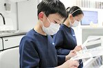 真剣にリフォームプランを作成する子どもたち