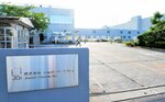 ２０２５年３月までに液晶パネルの生産を終了するジャパンディスプレイ鳥取工場＝２日、鳥取市南吉方３丁目