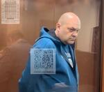 　１６日、モスクワの裁判所に出廷したロシア西部クルスク州前知事のスミルノフ容疑者（裁判所提供・タス＝共同）