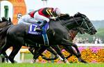 　第２０回ヴィクトリアマイルを制したアスコリピチェーノ＝東京競馬場