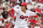 　今季３度目の完封で５勝目を挙げた広島・床田＝マツダ
