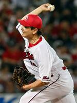 　ロッテ戦でノーヒットノーランを達成した広島・大瀬良＝マツダ