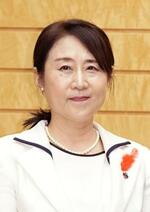　矢田稚子首相補佐官