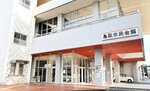 約９億円を使い大規模改修される方針の市民会館＝９日、鳥取市掛出町