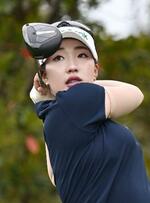 　第１日、６アンダーで首位の李暁松＝グランディ鳴門ＧＣ