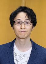 　青崎有吾さん