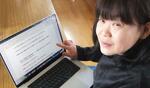 　自治体に審査会の設置を求める活動を続ける伊東真由美さん＝５日、三重県鈴鹿市