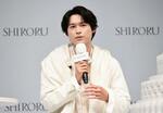 　発表会に登場した松村北斗＝５月１９日、東京都中央区