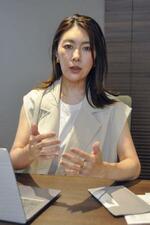 　取材に応じるＴＲＵＬＹの二宮未摩子ＣＥＯ＝５月、東京都渋谷区