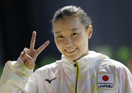 女子３メートル板飛び込みで決勝に進出し、来年のパリ五輪代表に事実上決まった三上紗也可＝福岡県総合プール