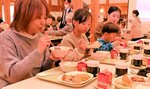 但馬牛やコシヒカリなど地元の食材がふんだんに使われたふるさと給食。食材の良さは折り紙付きだ