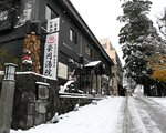 雪景色が見られた大山寺地区＝２８日、鳥取県大山町大山