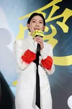 　映画「愛に乱暴」の完成披露イベントに登場した江口のりこ＝東京都千代田区