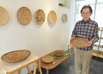 亀甲編みの作品を手がける斎江さん