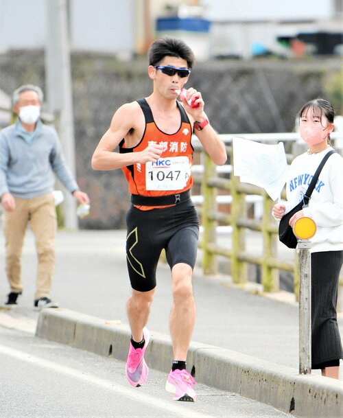 全体４位の好記録で一般男子１位になった谷口晃太