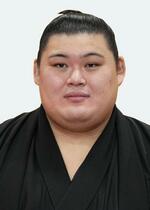 　大の里