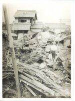 鳥取地震で「全壊した家屋」＝鳥取地方気象台ホームページより