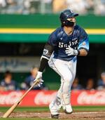 　５回西武１死、西川が右越えに同点ソロを放つ＝ほっともっと神戸