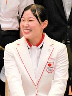 壮行会で笑顔を見せる三上紗也可＝米子ワシントンホテルプラザ