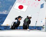 ５月のアジア・オセアニア選手権女子４２０級で２位となった森山伊織、林深姫のペア＝神奈川県江の島ヨットハーバー