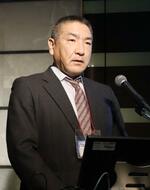 　光免疫療法の検証結果を学会で発表する国立がん研究センター東病院の篠崎剛医師＝１月、東京都港区