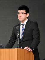 検診の重要性などについて語る門永医長