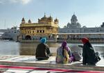 　インド・アムリツァルの「黄金寺院」＝２０２５年３月（共同）