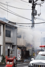 25日午後１時半ごろ、米子市冨士見町