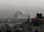 　イスラエル軍が攻撃したガザ最南部＝２１日（ゲッティ＝共同）