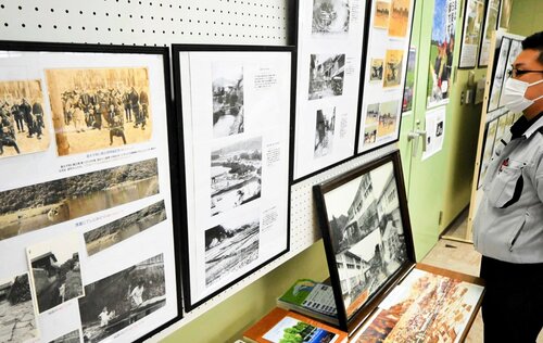明治から昭和の新温泉町の様子を伝える写真展＝新温泉町浜坂の味原川文化伝承館