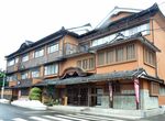 岩井温泉の老舗旅館「明石家」