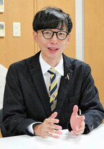 頭頸部がんの予防の重要性を語る小山助教＝９日、米子市西町の鳥取大医学部付属病院