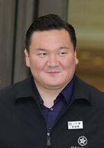　宮城野親方
