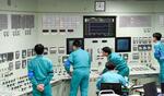 　中国電力島根原発２号機の再稼働で、原子炉の起動作業が行われた中央制御室＝７日午後３時１分、松江市（代表撮影）