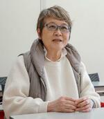 　「空色の会」の活動について語る三井ハルコさん＝３月、兵庫県川西市