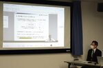オンラインで健康経営の取り組みについて講演する瀧川社長＝１５日、鳥取市扇町の県民ふれあい会館