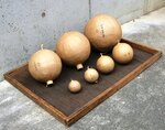 再利用は難しい花火玉（提供）