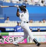 　５回ロッテ１死三塁、ポランコが右越えに２ランを放つ＝ＺＯＺＯマリン