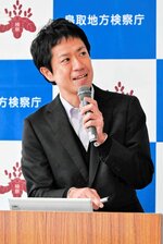 検察官の役割や仕事内容について説明する福嶋検事
