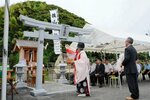 島山神社の完成を祝って執り行われた神事＝１３日、香美町香住区香住