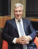 　インタビューに答えるロバート・オブライエン元米大統領補佐官（共同）