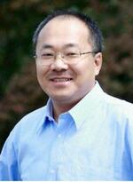 　董郁玉氏（親族提供・共同）