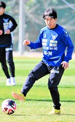 攻撃にアクセントを加える東出壮太