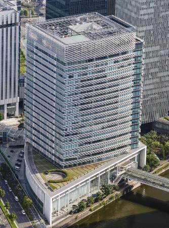 　日産自動車グローバル本社＝横浜市