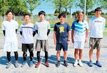 ３連覇を飾った鳥取県庁のメンバー＝どらドラパーク米子庭球場